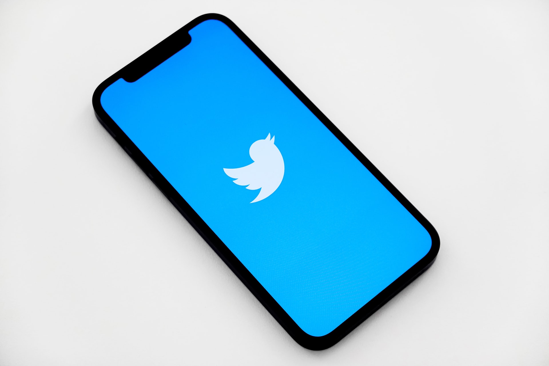 Твиттер отыграл падение после отказа Илона Маска от покупки