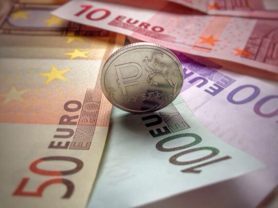 Внешние факторы, влияющие на евро