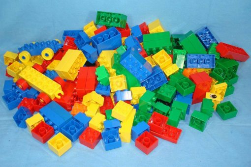 После ухода из России Lego запустит в России сеть «Мир кубиков»