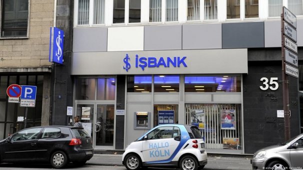 Турецкие банки İş Bankası и DenizBank отказались от пластиковых карт МИР