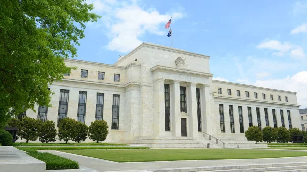 ФРС поднимет ставки выше, чем ожидалось ранее