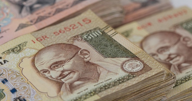 Индийские банки отказываются работать с Россией в рупиях