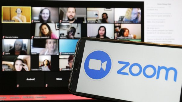 Zoom начал отключать российских пользователей