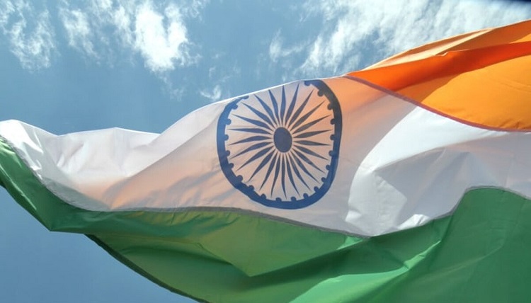 Россия и Индия начнут торговые расчеты в рупиях