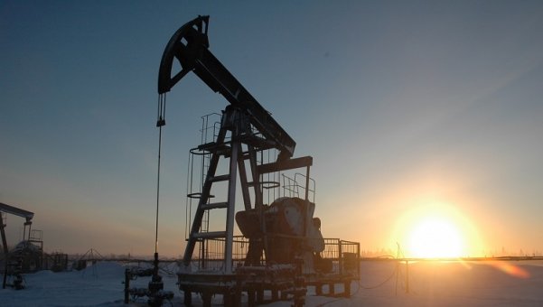 Нефть начала дорожать на смягчении ковидных ограничений в Китае