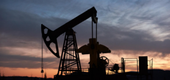 Нефть растет после решения ОПЕК+ сократить добычу