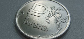 Власти хотят защитить рубль от уходящих компаний