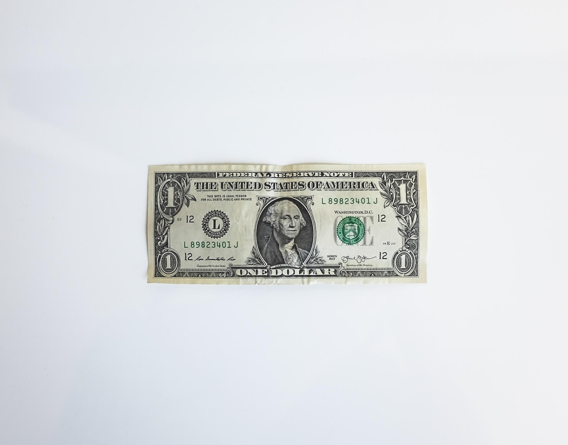 Доллар снова стал самой популярной валютой на Мосбирже